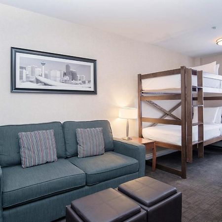 แซนด์แมน โฮเต็ล แอนด์ สวีท แคลกรี เวสต์ Hotel คาลการี ภายนอก รูปภาพ