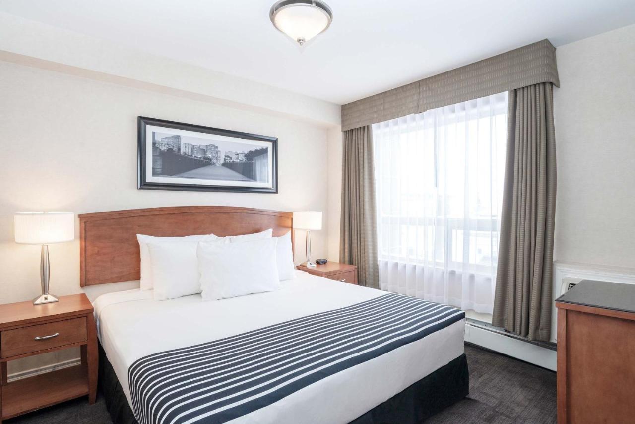 แซนด์แมน โฮเต็ล แอนด์ สวีท แคลกรี เวสต์ Hotel คาลการี ภายนอก รูปภาพ