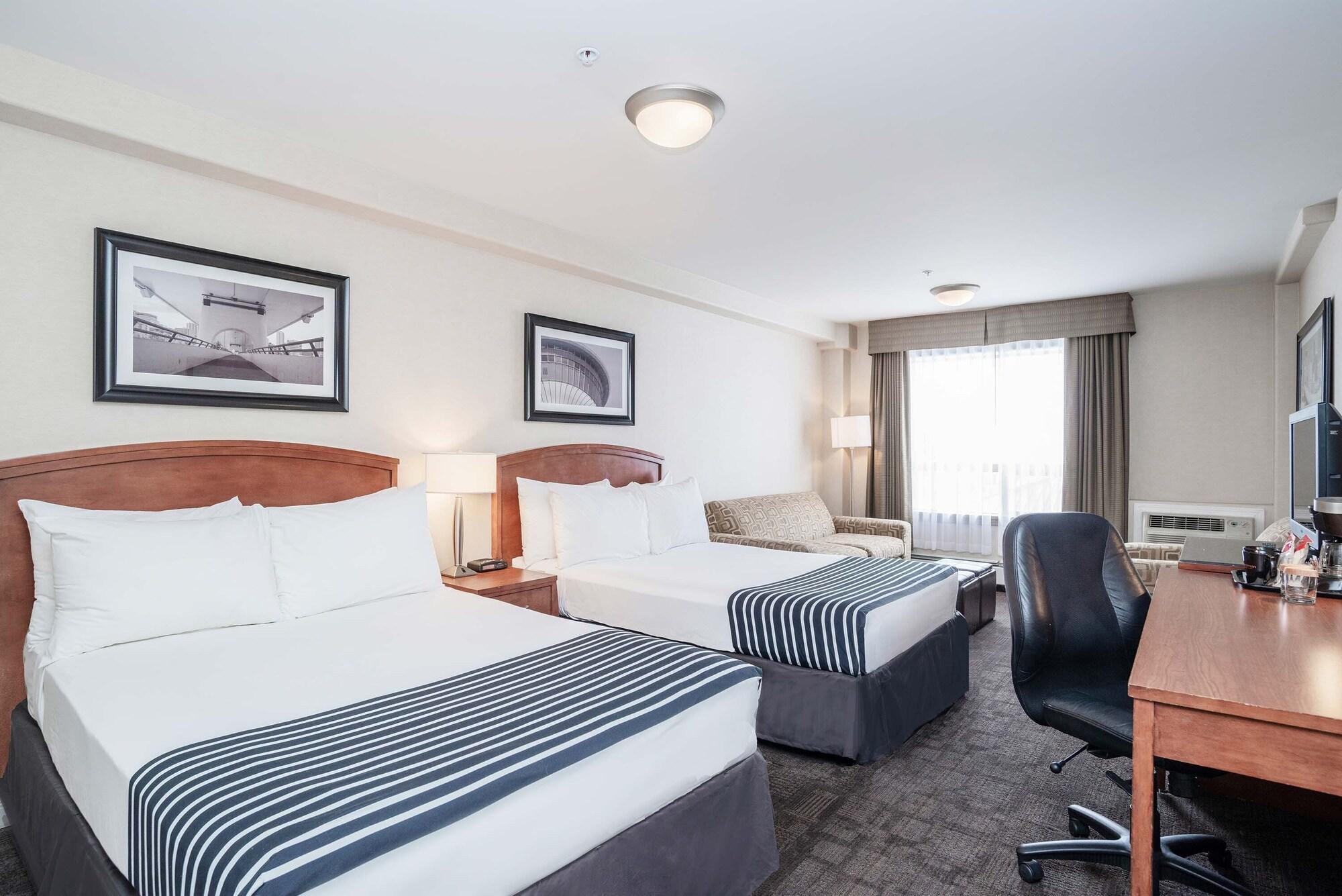 แซนด์แมน โฮเต็ล แอนด์ สวีท แคลกรี เวสต์ Hotel คาลการี ภายนอก รูปภาพ