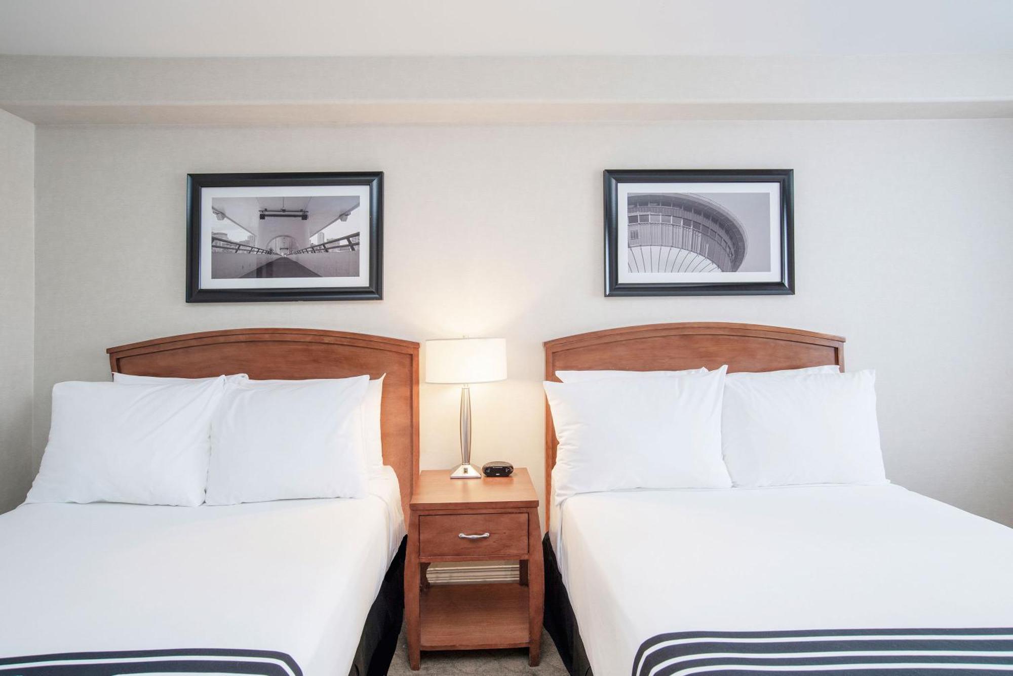 แซนด์แมน โฮเต็ล แอนด์ สวีท แคลกรี เวสต์ Hotel คาลการี ภายนอก รูปภาพ